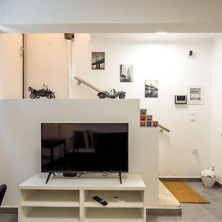 Hilton Area Brand New Comfortable Apartment Athen Exterior foto